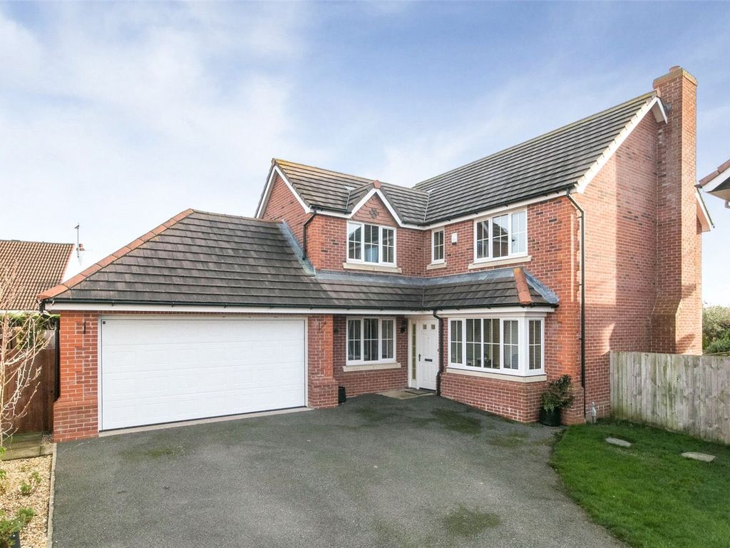 Lon Pedr, Llandudno, Conwy LL30