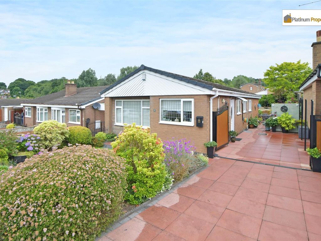 3 bed detached bungalow for sale in Rattigan Drive, Parkhall ST3, £