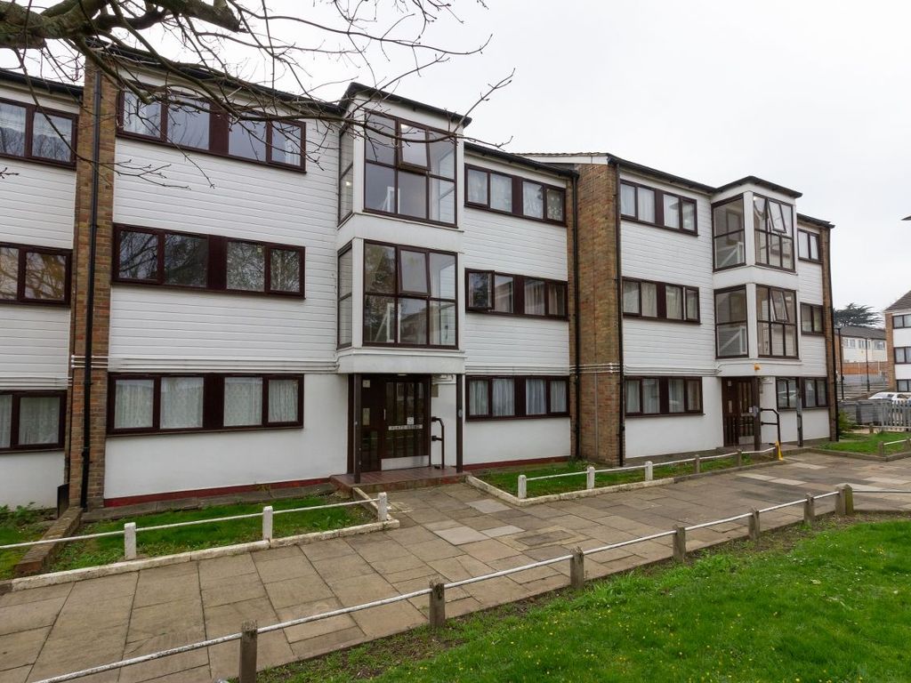 1 bed flat to rent in Tenterden Road, London N17 Zoopla