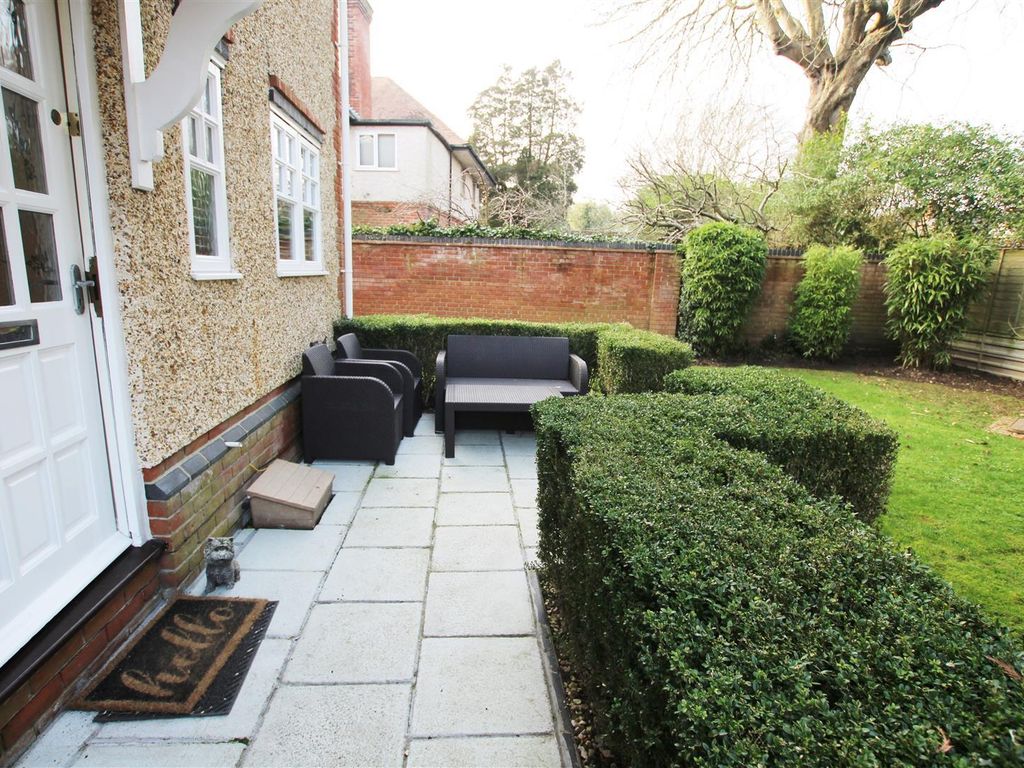 Evergreen Drive, Milton Road, Bournemouth BH8