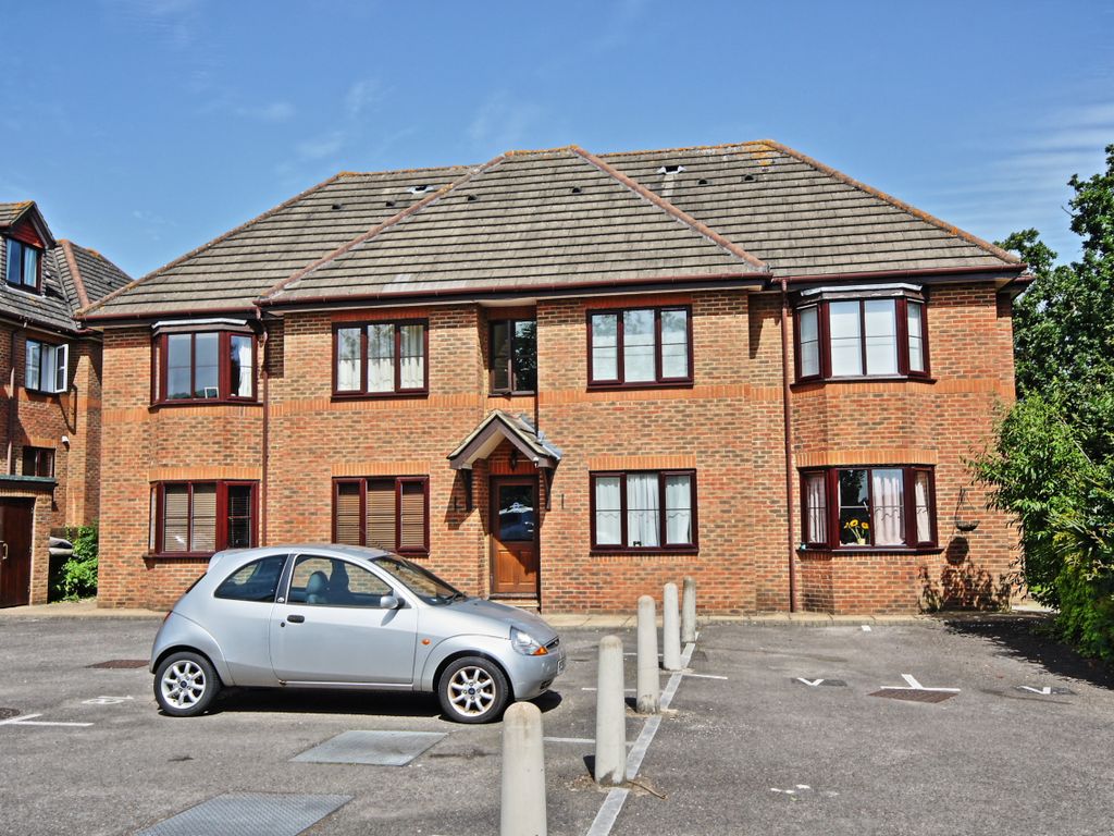 2 bed flat to rent in Anchor Hill, Knaphill, Woking GU21 Zoopla