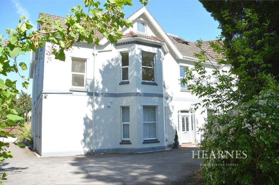 1 bed flat for sale in Cavendish Road, Dean Park, Bournemouth BH1, £
