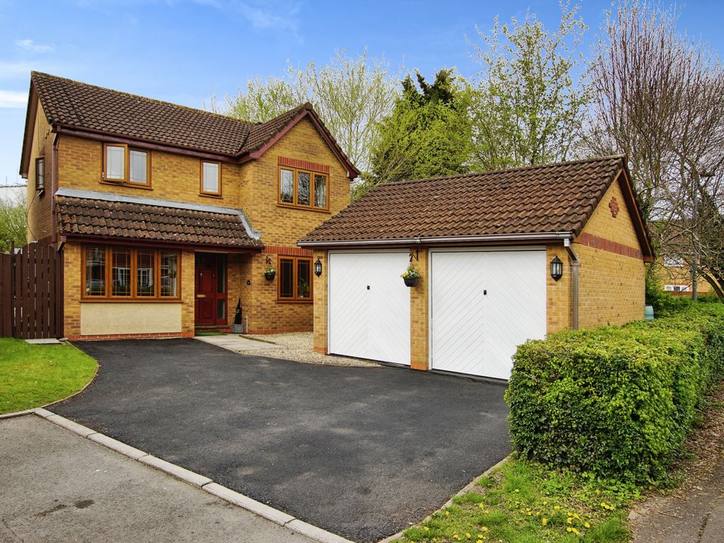 4 bed detached house for sale in The Worthys, Bradley Stoke, Bristol