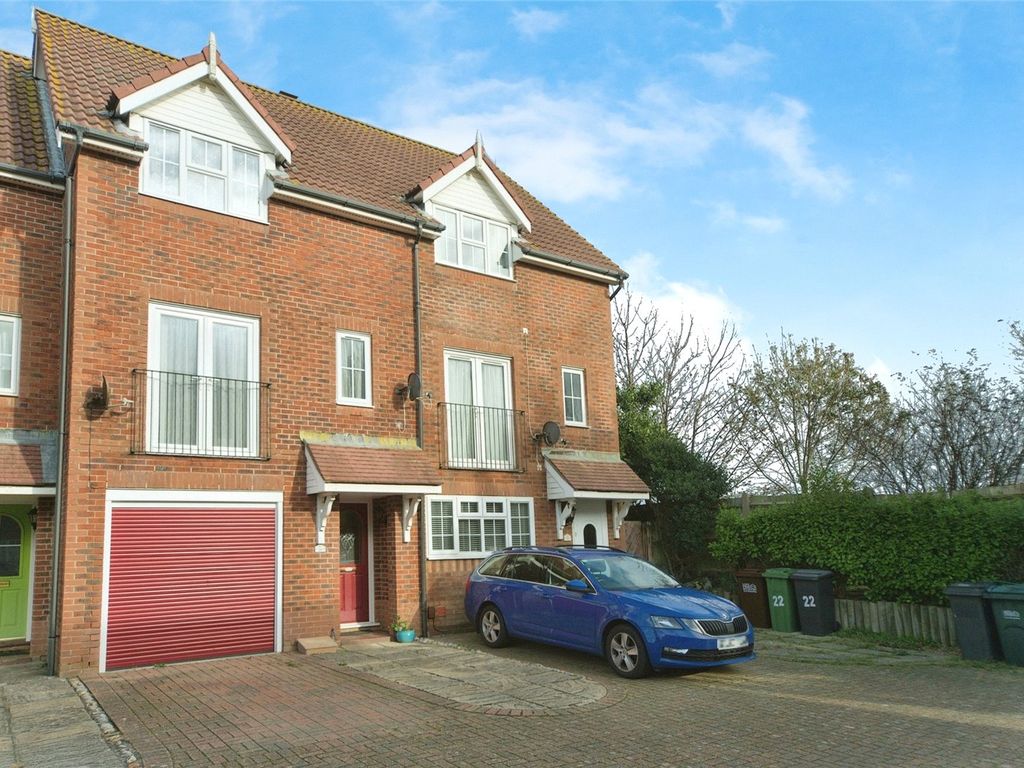 3 bed end terrace house for sale in Cabot Close, Eastbourne, East