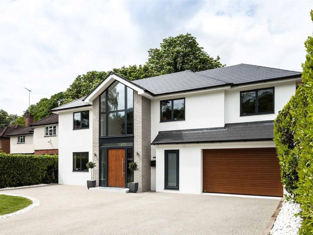 5 bed detached house for sale in The Fairway, Weybridge KT13 Zoopla