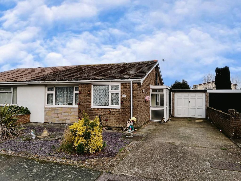 2 bed semidetached bungalow for sale in Nightingale Avenue, Hythe CT21