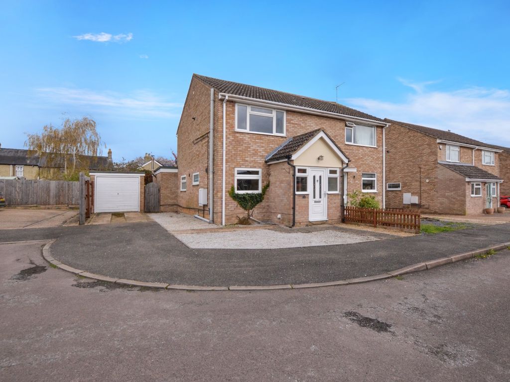 3 bed semidetached house for sale in Old Way, Sawston, Cambridge