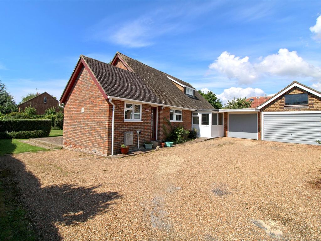 4 bed detached bungalow for sale in North Way, Seaford BN25, £640,000