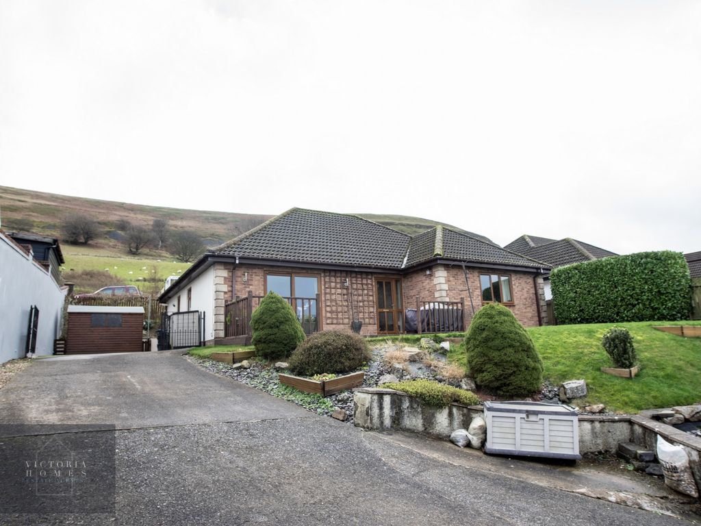 3 bed bungalow for sale in Glyn Milwr, Blaina NP13, £289,995 Zoopla
