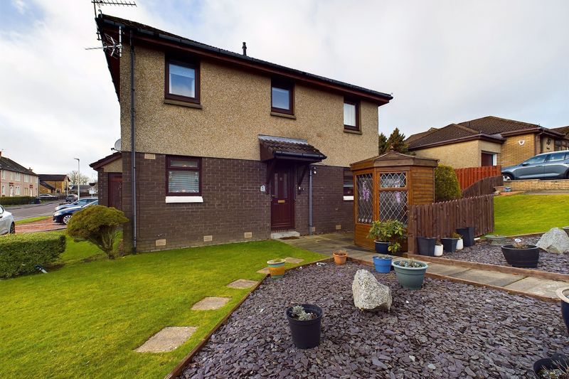 2 bed flat for sale in Cairnhill Court, Carluke ML8, £79,995 Zoopla