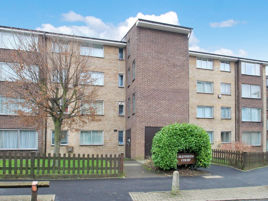 2 bed flat to rent in Wellesley Road, Sutton SM2 Zoopla