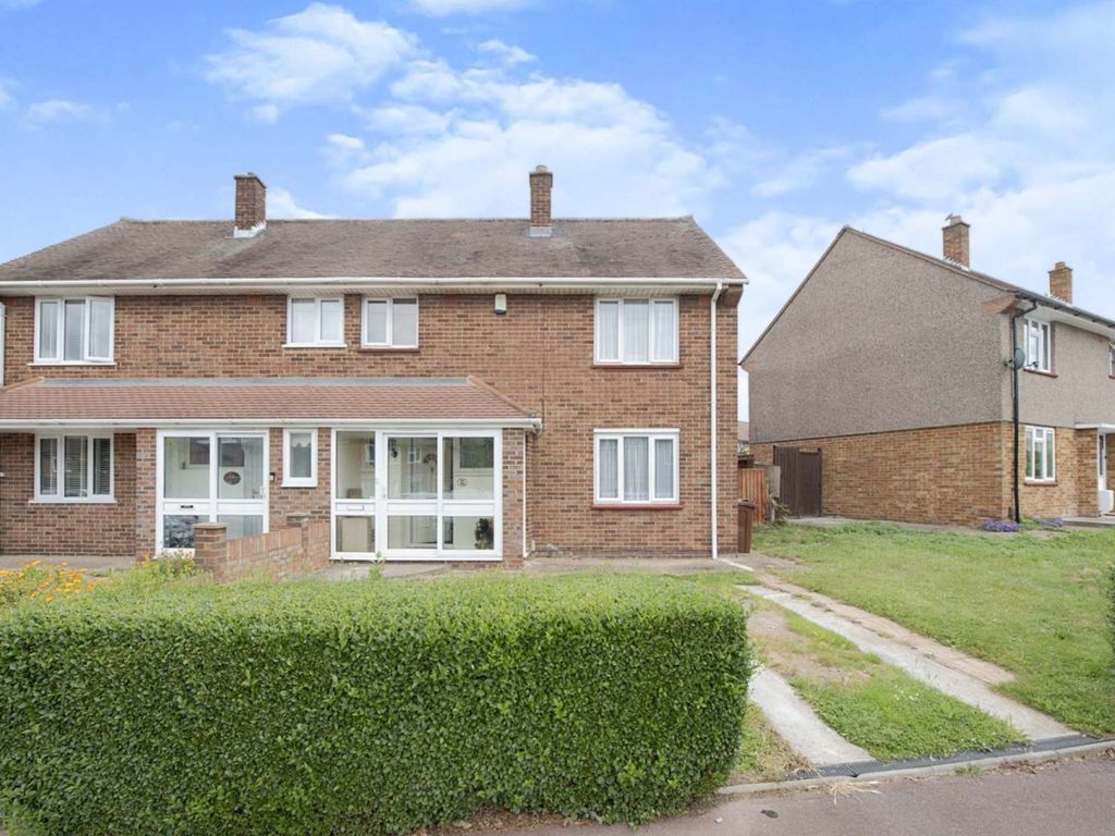 3 bed semidetached house for sale in Rose Lane, Romford RM6 Zoopla