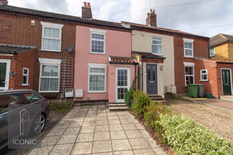 2 bed terraced house for sale in Spixworth Road, Old Catton, Norwich