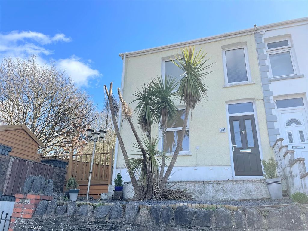 3 bed semidetached house for sale in Cefn Yr Allt, Aberdulais, Neath