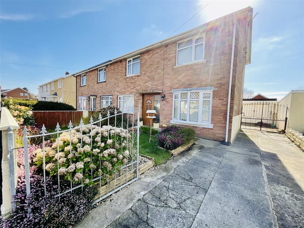 3 bed semidetached house for sale in Bryncoch, Llanelli SA14 Zoopla