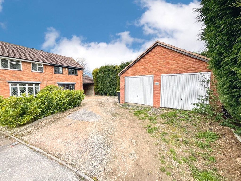 3 bed semidetached house for sale in Greenheart, Tamworth