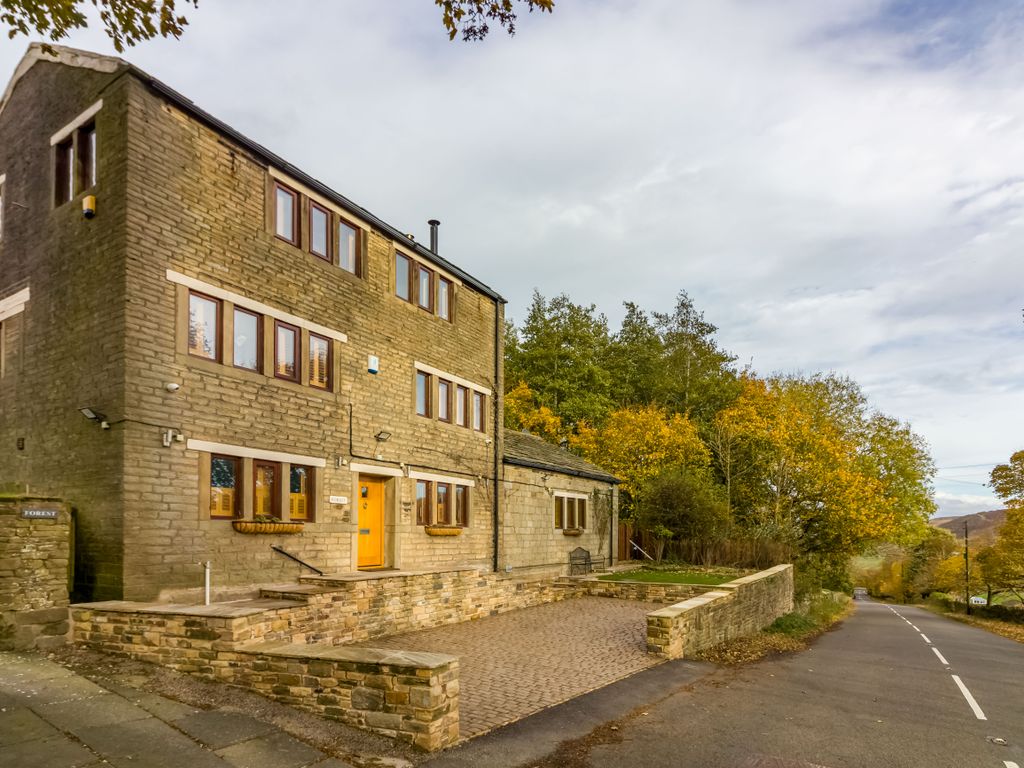 4 bed detached house for sale in Mount Road, Marsden, Huddersfield HD7