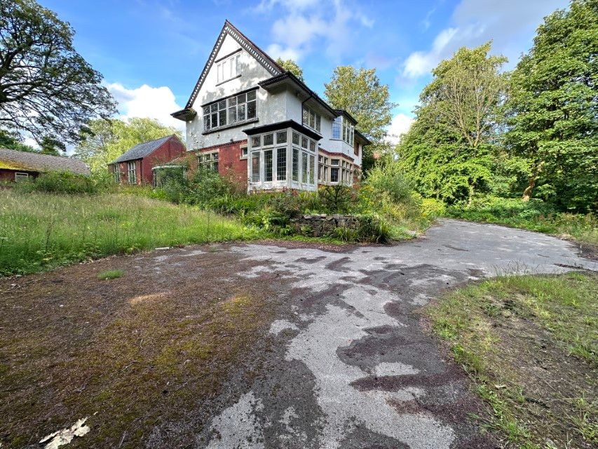 5 bed detached house for sale in Chorley New Road, Bolton BL1, £