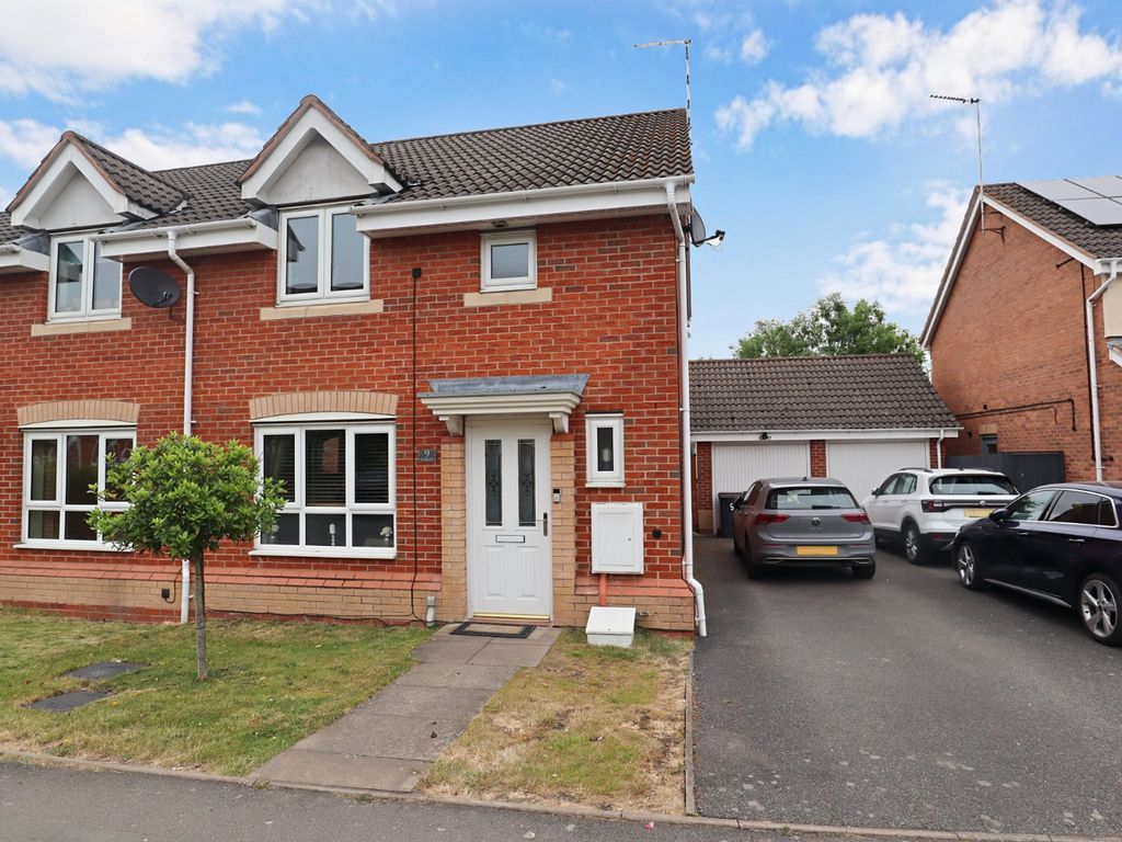 3 bed semidetached house for sale in Waggestaff Drive, The Shires