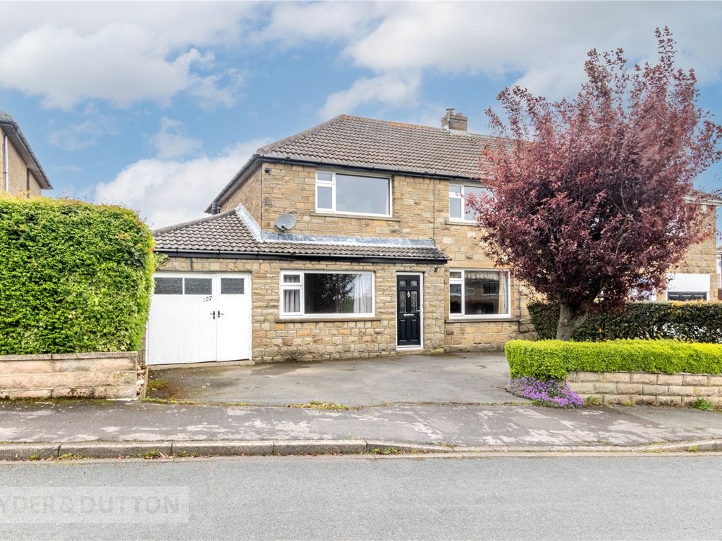 4 bed semidetached house for sale in Stocks Way, Shepley, Huddersfield