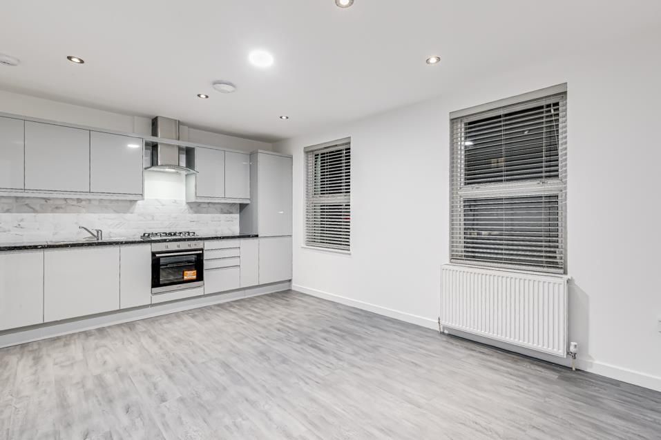 2 bed flat for sale in Albert Road, North Woolwich E16 Zoopla