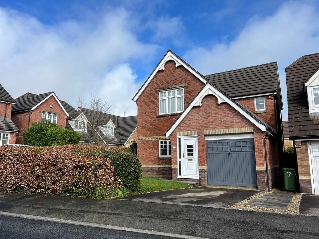 3 bed detached house for sale in Way Miskin , Pontyclun CF72, £349,995 Zoopla