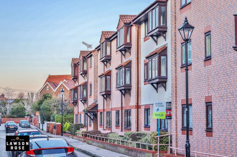 1 bed flat for sale in Florence Road, Southsea PO5 Zoopla