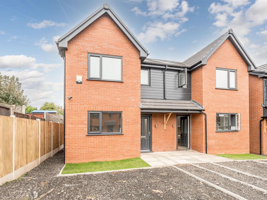 New home, 3 bed semidetached house for sale in Marlborough Gardens