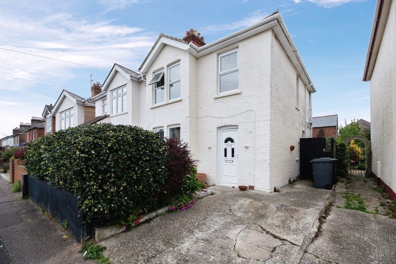 3 bed semidetached house for sale in Malmesbury Park Road, Bournemouth