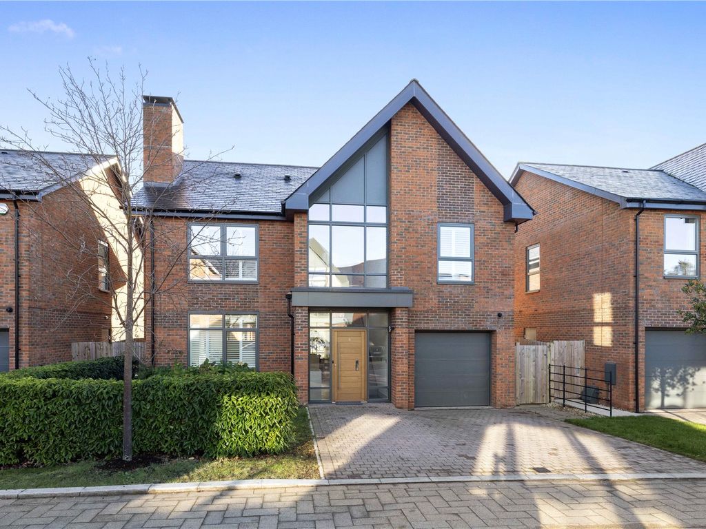 4 bed detached house for sale in Vickers Close, Longcross, Chertsey