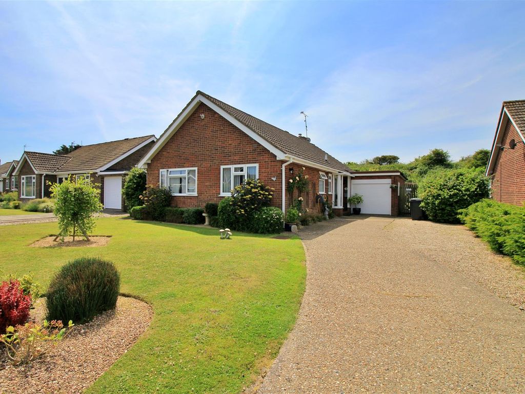 2 bed detached bungalow for sale in Texel Way, Mundesley, Norwich NR11