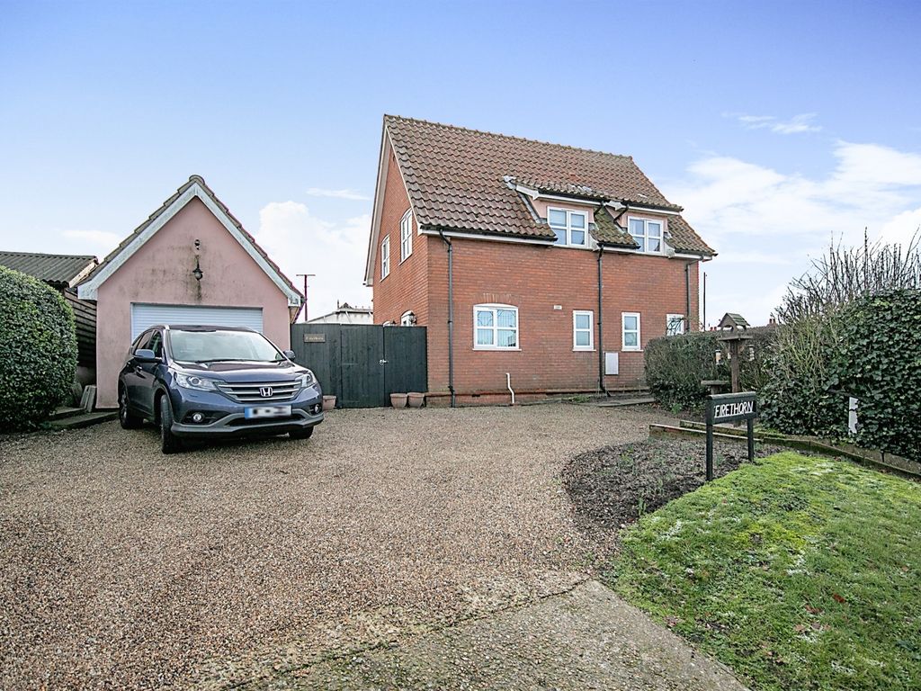 4 bed detached house for sale in School Road, Blaxhall, Woodbridge IP12
