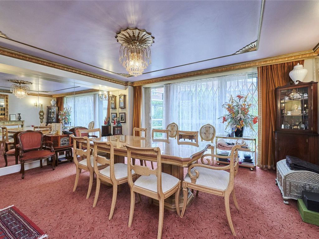 5 bed property for sale in Norfolk Crescent, Hyde Park W2, £1,500,000