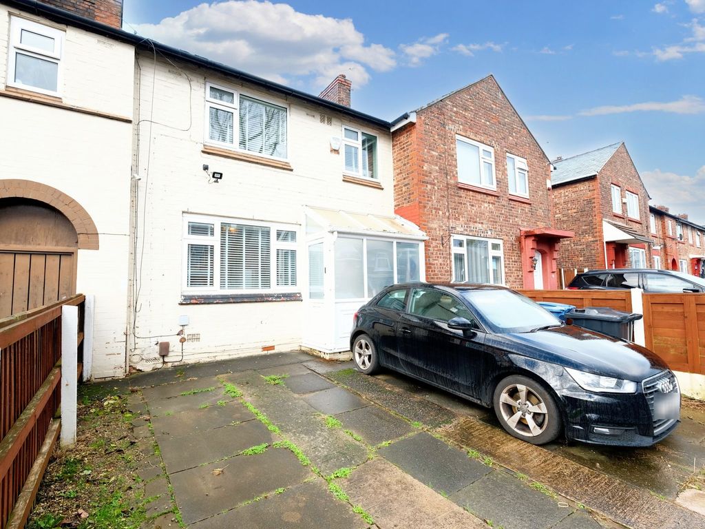 3 bed terraced house for sale in Kingswood Road, Eccles M30, £220,000