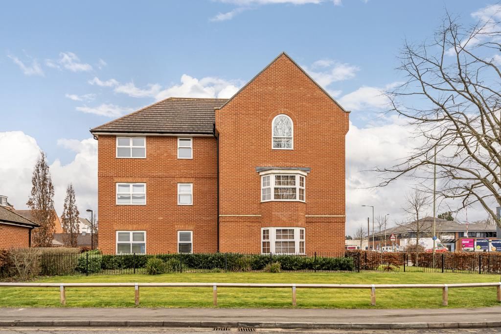1 bed flat for sale in Wokingham RG41, Zoopla