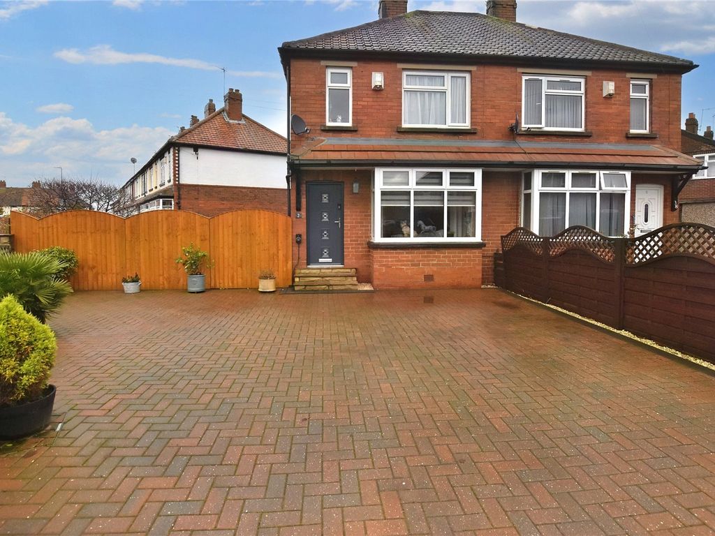 3 bed semidetached house for sale in Oldroyd Crescent, Leeds, West