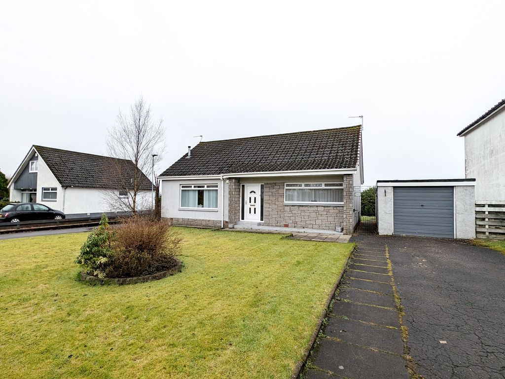 4 bed detached house for sale in Waverley Crescent, Glasgow G67, £