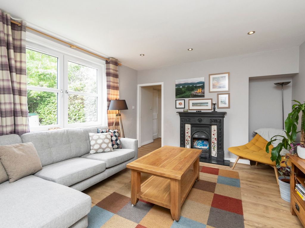 8 Chesser Grove, Chesser, Edinburgh EH14