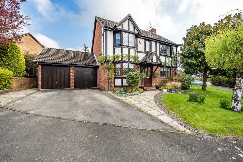 4 bed detached house for sale in Wokingham, Berkshire RG41 Zoopla