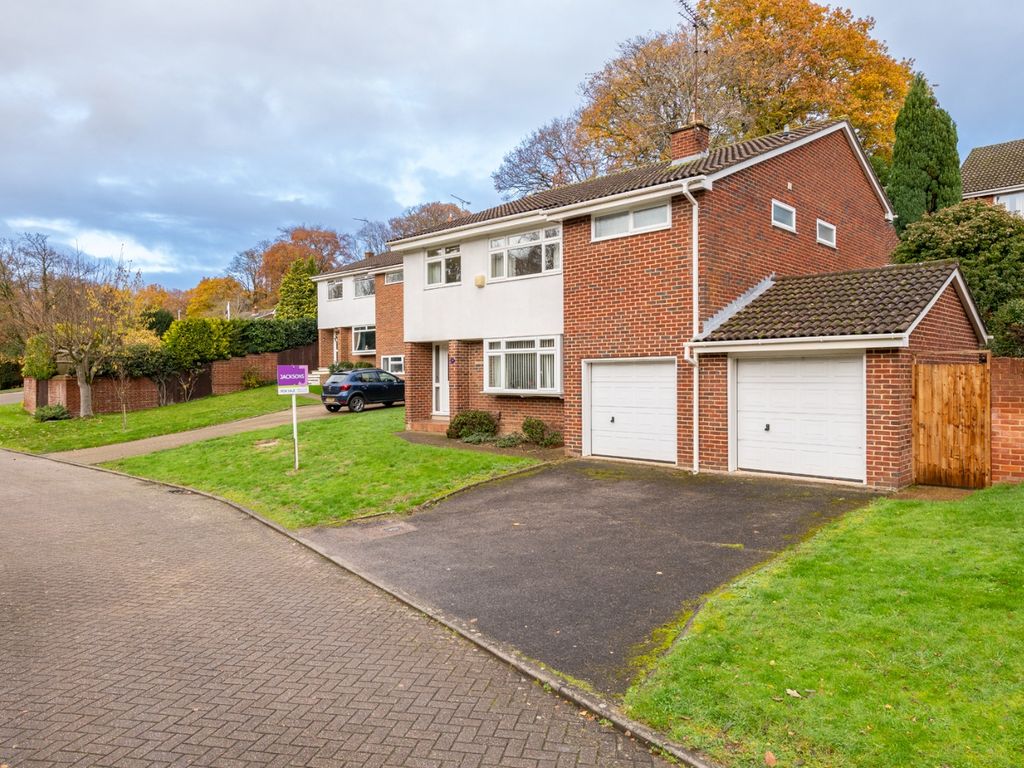 4 bed detached house for sale in Sandy Dell, Hempstead, Gillingham ME7