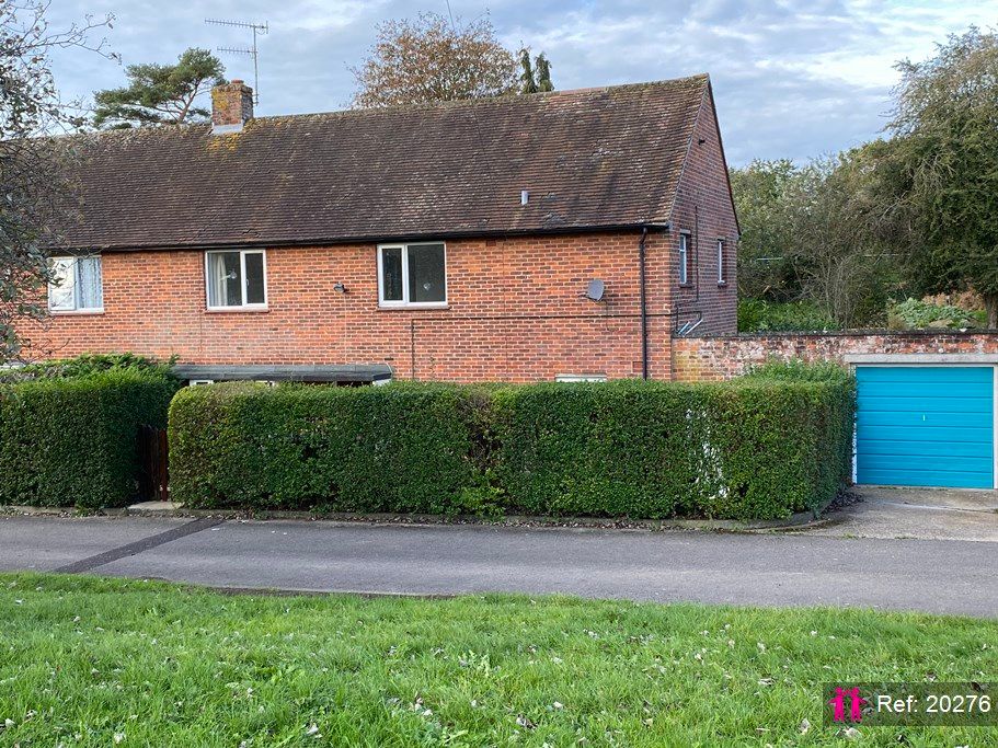 5 bed semidetached house for sale in Westwood Road, Salisbury SP2, £