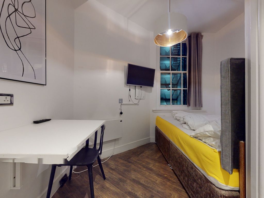 Studio to rent in Draycott Avenue, London SW3 Zoopla