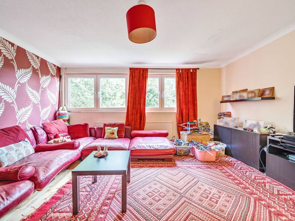 4 bed terraced house for sale in Sovereign Close, Ealing, London W5, £