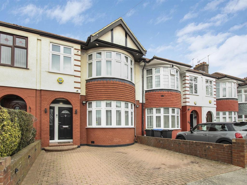 3 bed terraced house for sale in Hyde Park Avenue, London N21 Zoopla