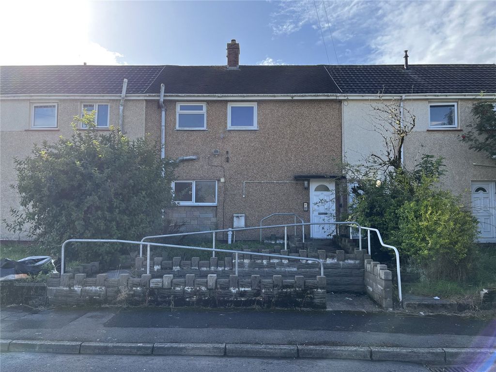 2 bed terraced house for sale in Creswell Road, Clase, Abertawe SA6, £