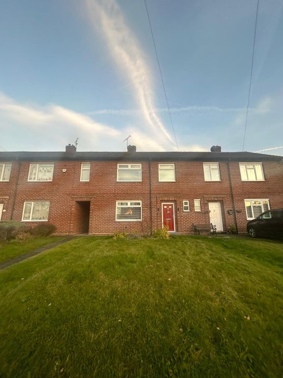 3 bed property to rent in Overpool Road, Great Sutton, Ellesmere Port