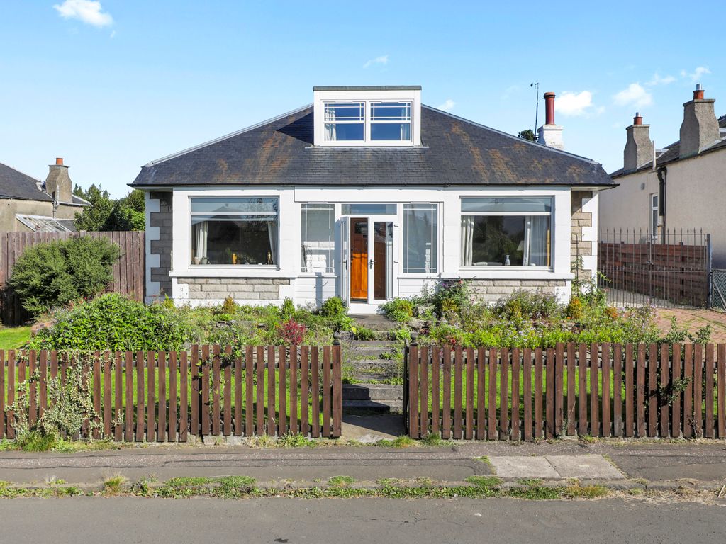 4 bed detached bungalow for sale in 19 Hillview Road, Corstorphine, Edinburgh EH12, £675,000