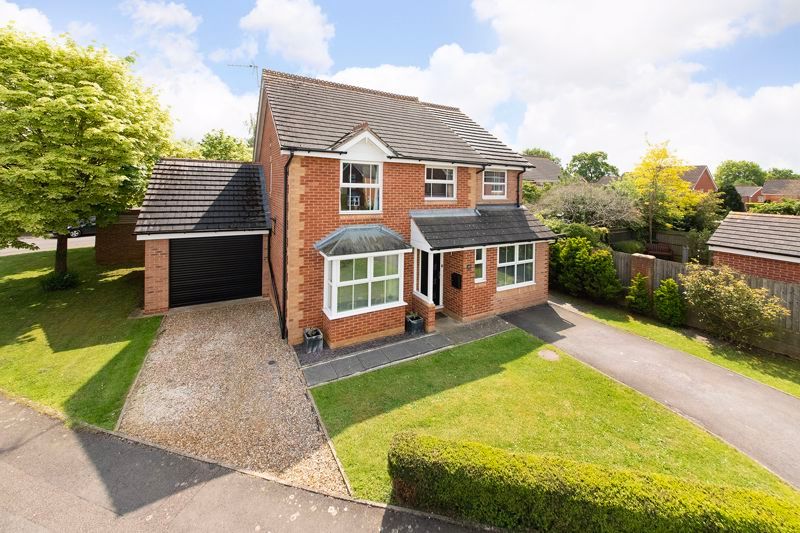 4 bed detached house for sale in Ypres Way, Abingdon OX14 Zoopla