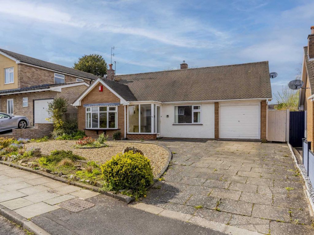 2 bed detached bungalow for sale in Wenger Crescent, Trentham ST4, £