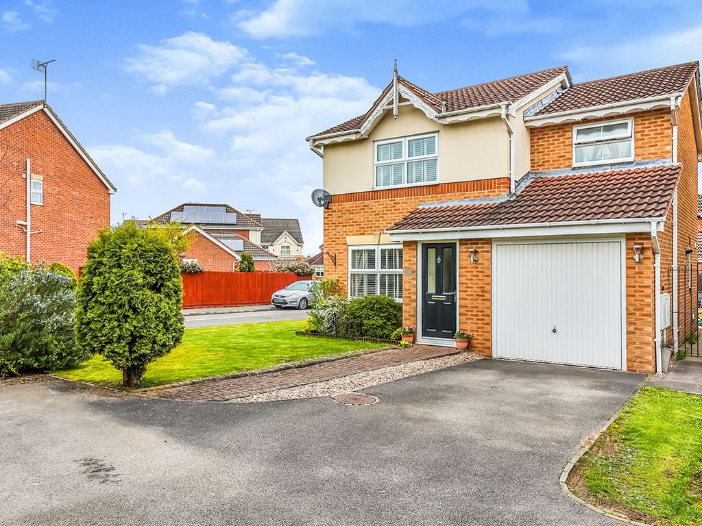 3 bed detached house for sale in Brookfield Way, Heanor, Derbyshire